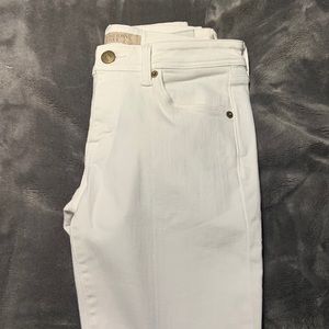 White burberry jeans